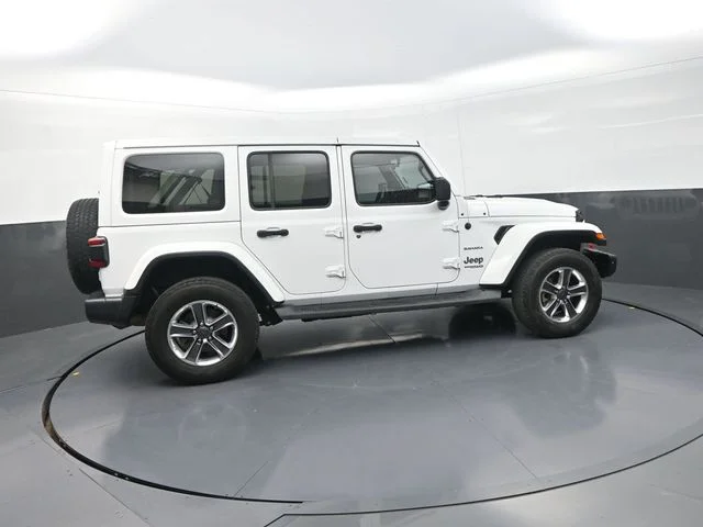 2021 Jeep Wrangler Unlimited Sahara - Photo 11