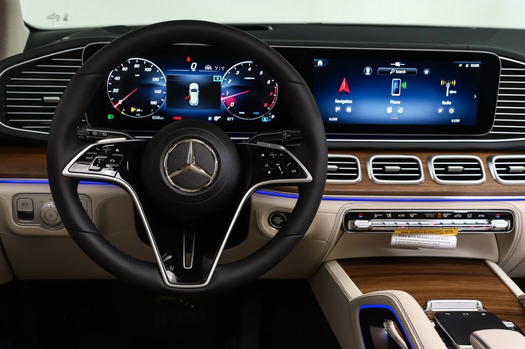 New 2026 MANUFAKTUR Ireland Mid Green Metallic Mercedes-Benz GLE 450 image 56