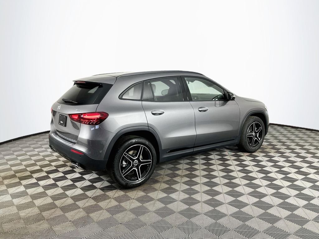New 2026 Mountain Grey Metallic Mercedes-Benz GLA 250 image 6