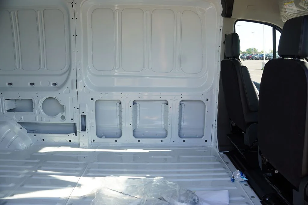 New 2027 White Ford Base image 12