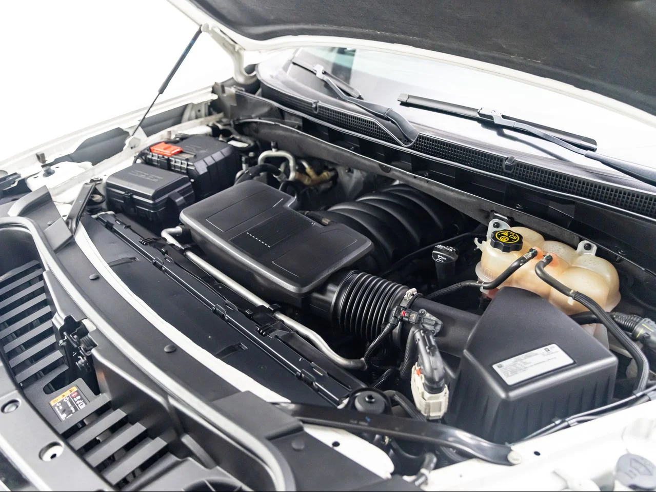 Used 2021 CRYSTAL WHITE Cadillac 2WD Sport image 11