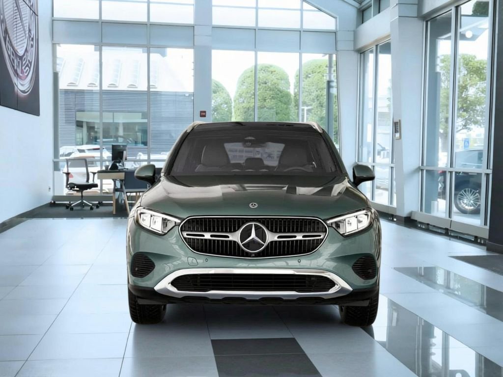 New 2026 Verde Silver Metallic Mercedes-Benz GLC 300 image 7