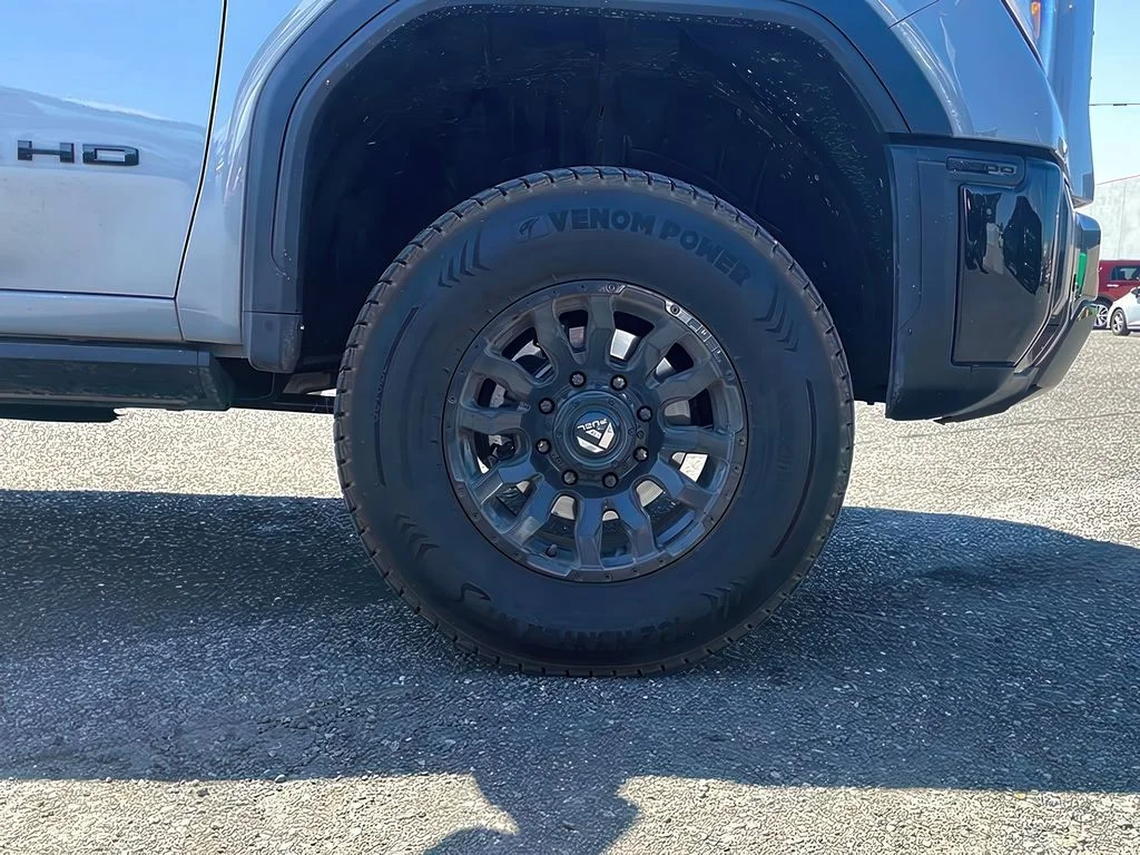 Used 2024 Thunderstorm Grey GMC AT4X image 27