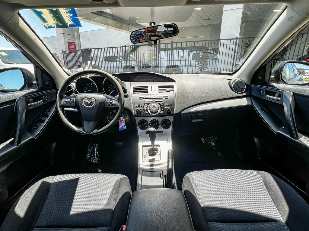 Used 2011 Black Mazda i Touring image 11