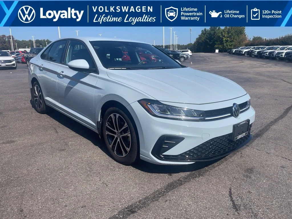 Used 2026 Gray Volkswagen 1.5T Sport image 7