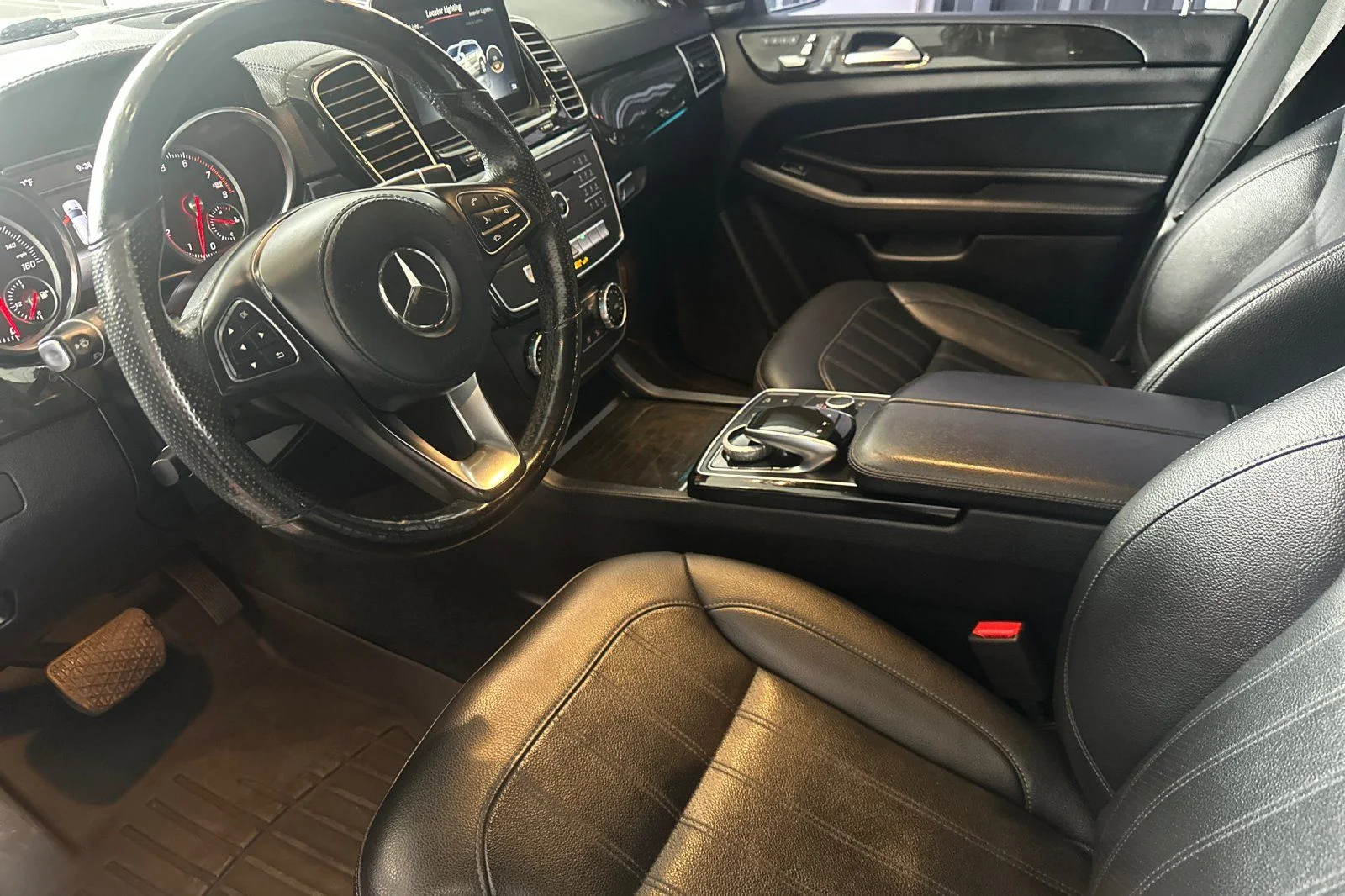 Used 2017  Mercedes-Benz GLS 450 image 9
