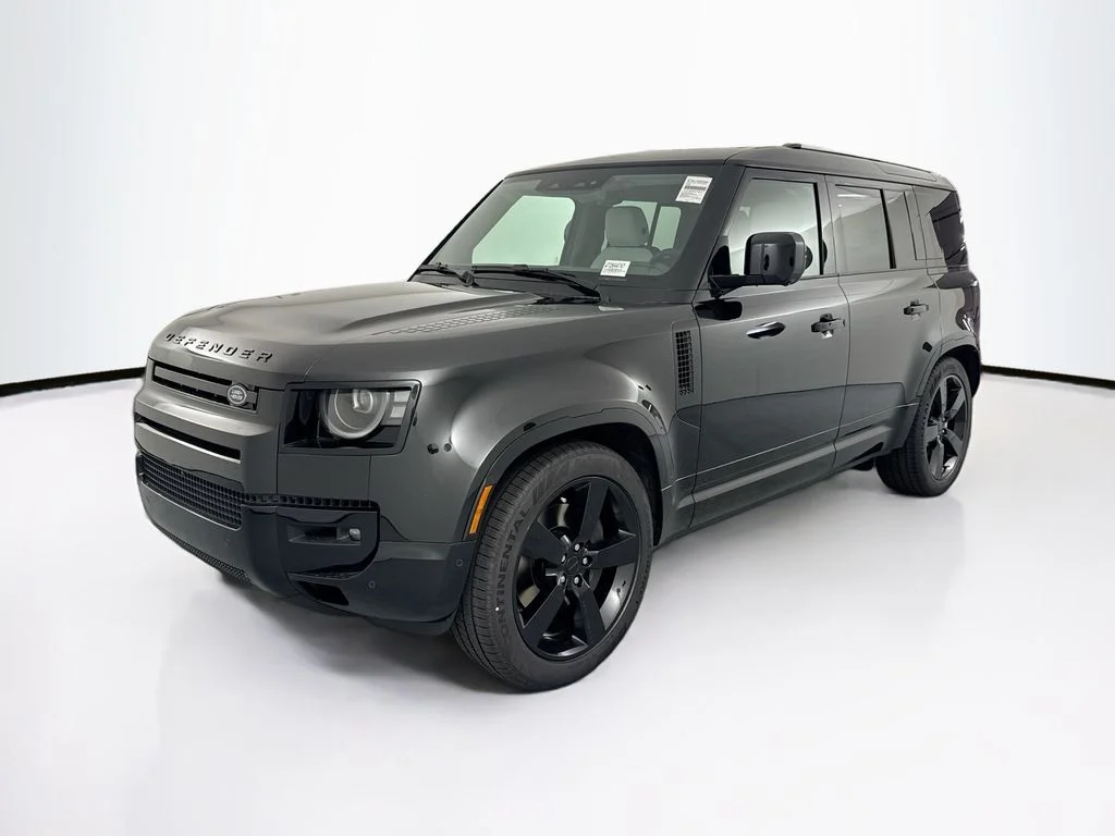 New 2026 Santorini Black Land Rover X-Dynamic SE image 1