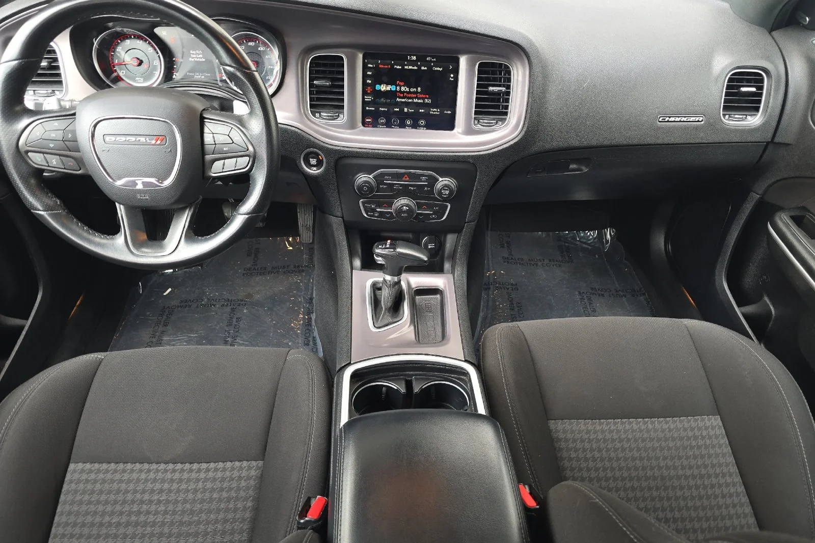 Used 2023 Plum Crazy Pearlcoat Dodge R/T image 17