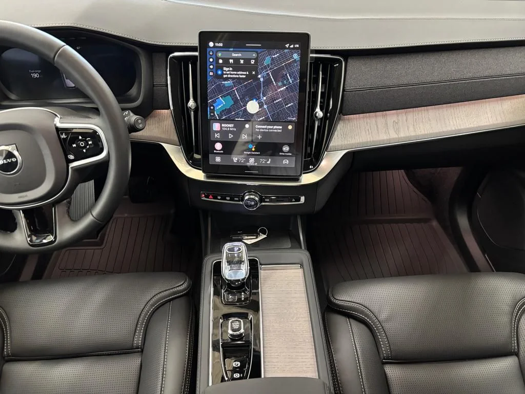 New 2026 Crystal White Volvo Ultra image 17