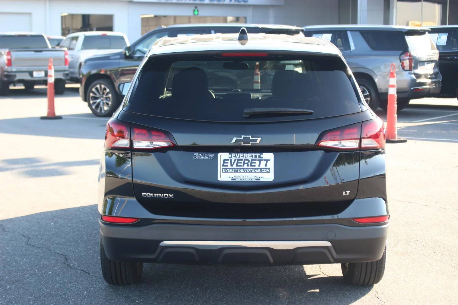 Used 2023 Mosaic Black Metallic Chevrolet LT image 6