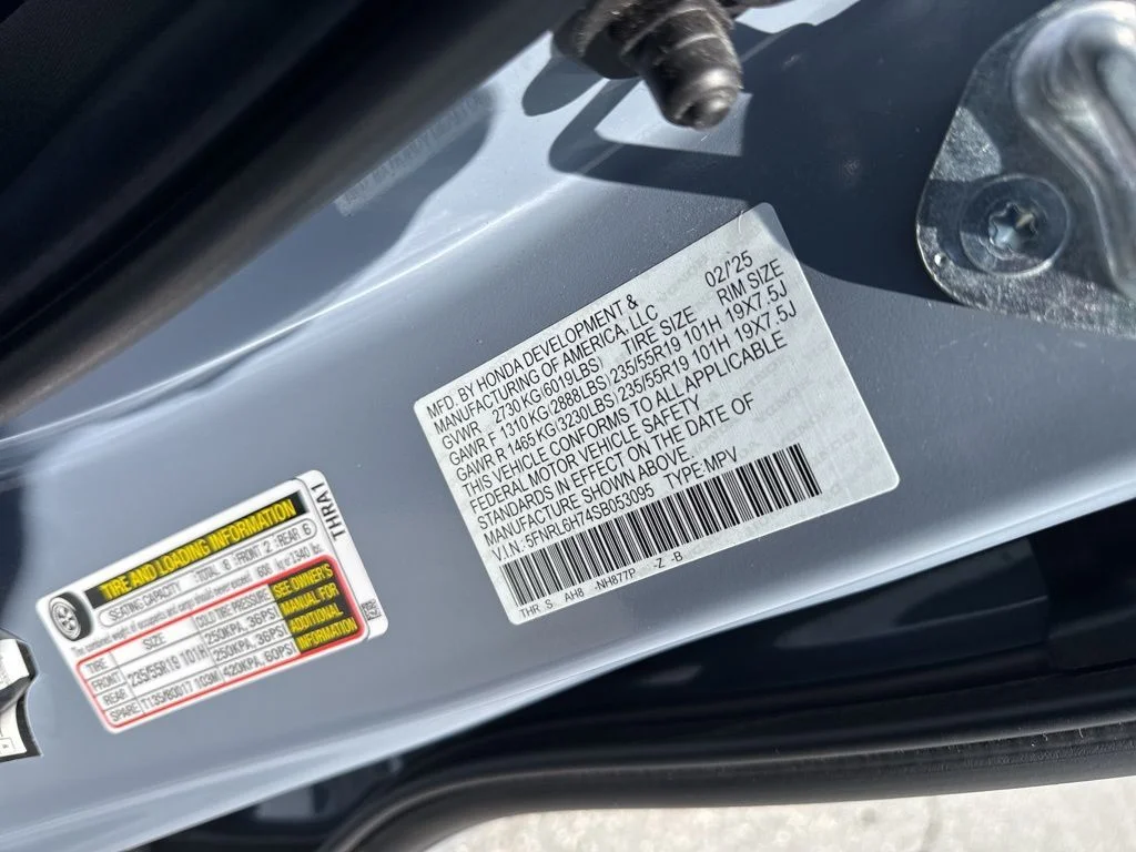 Used 2025 Gray Honda Sport-L image 38