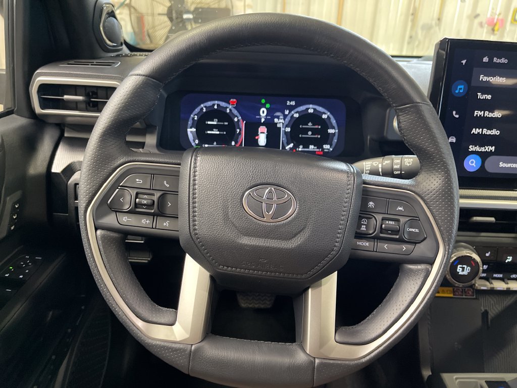 Certified Used 2025  Toyota Limited image 20