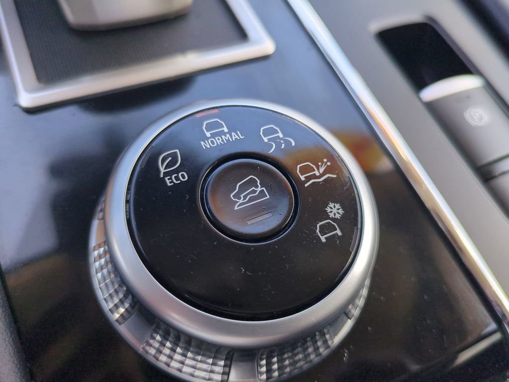 2024 Mitsubishi Outlander SE Black Edition - Photo 30