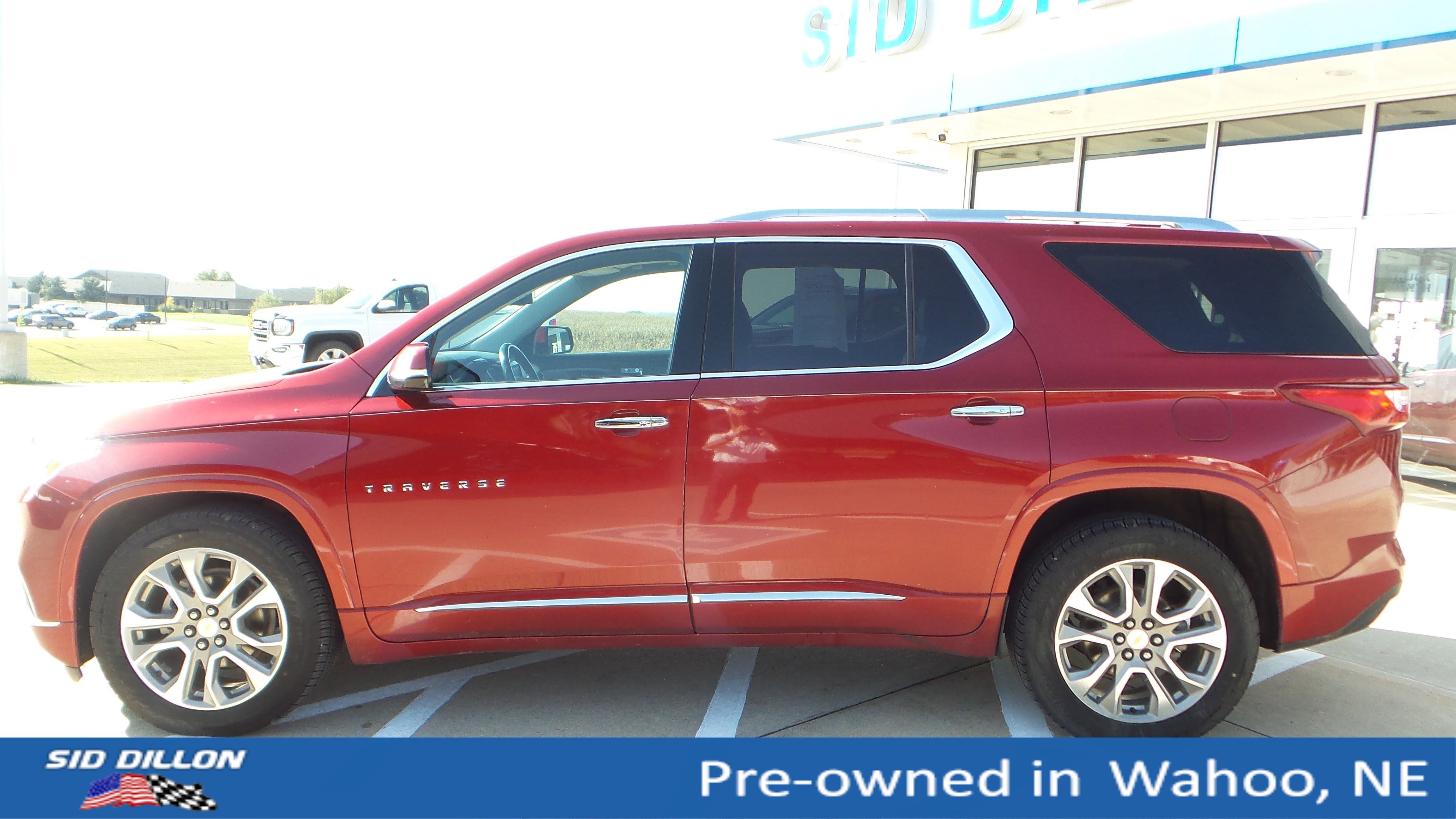 Used 2019 Chevrolet Traverse Premier with VIN 1GNEVKKWXKJ271821 for sale in Wahoo, NE