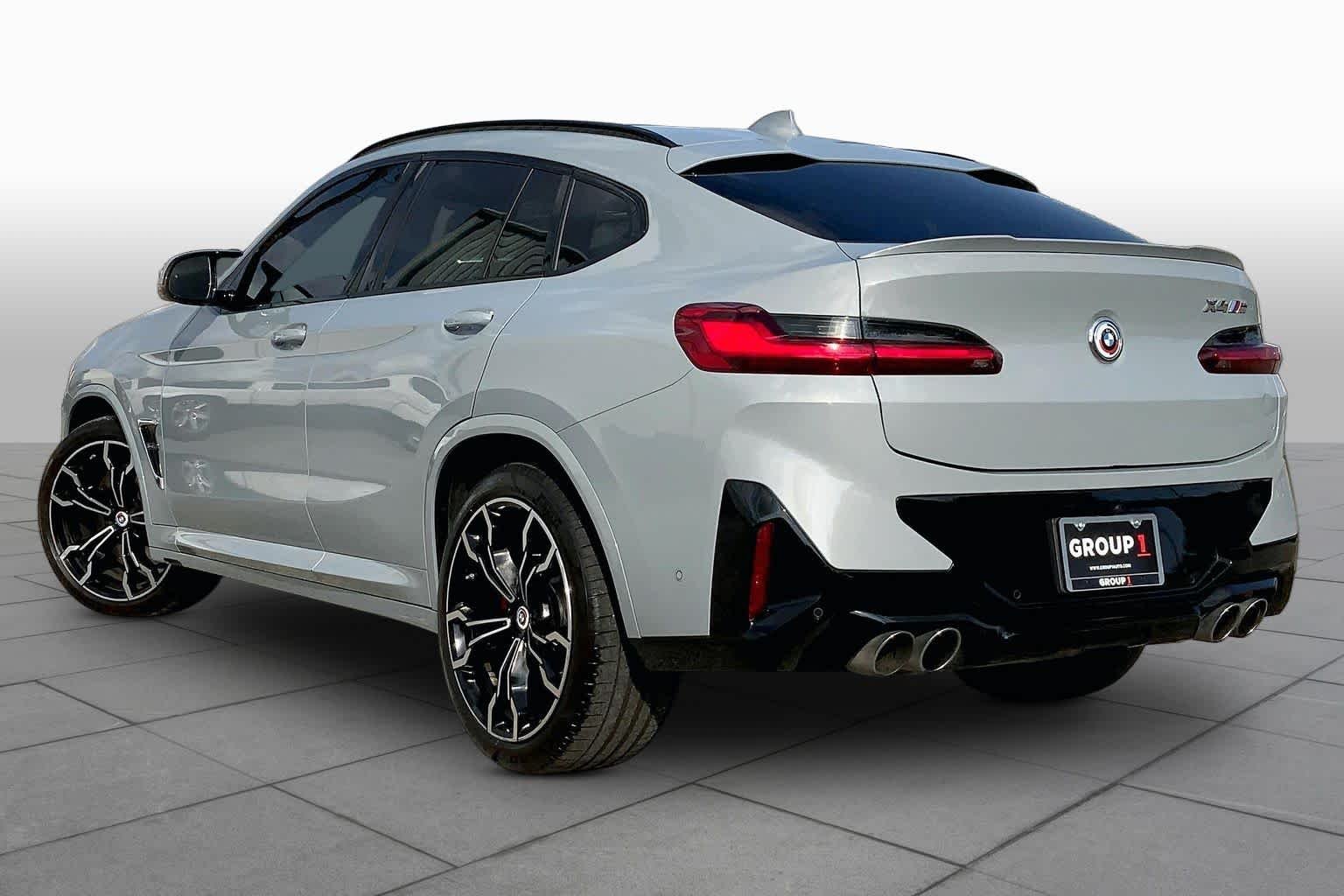 Used 2023 Brooklyn Grey Metallic BMW  image 11