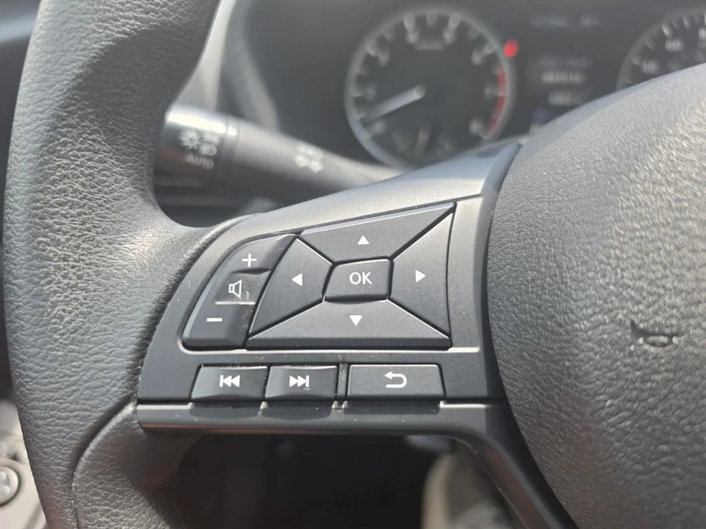 2025 Nissan Sentra S - Photo 17