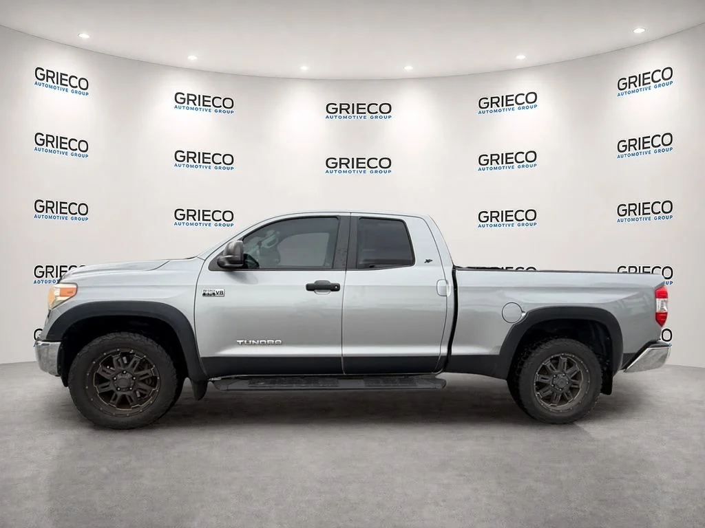 Used 2015 Silver Sky Metallic Toyota SR5 image 4