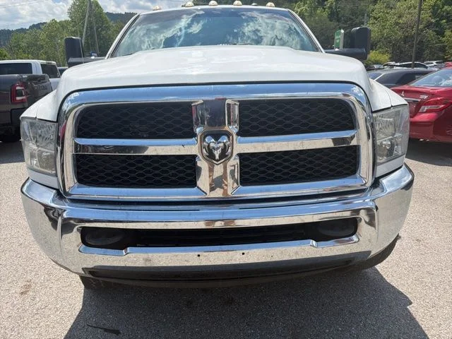 Used 2016 White Ram Tradesman image 2