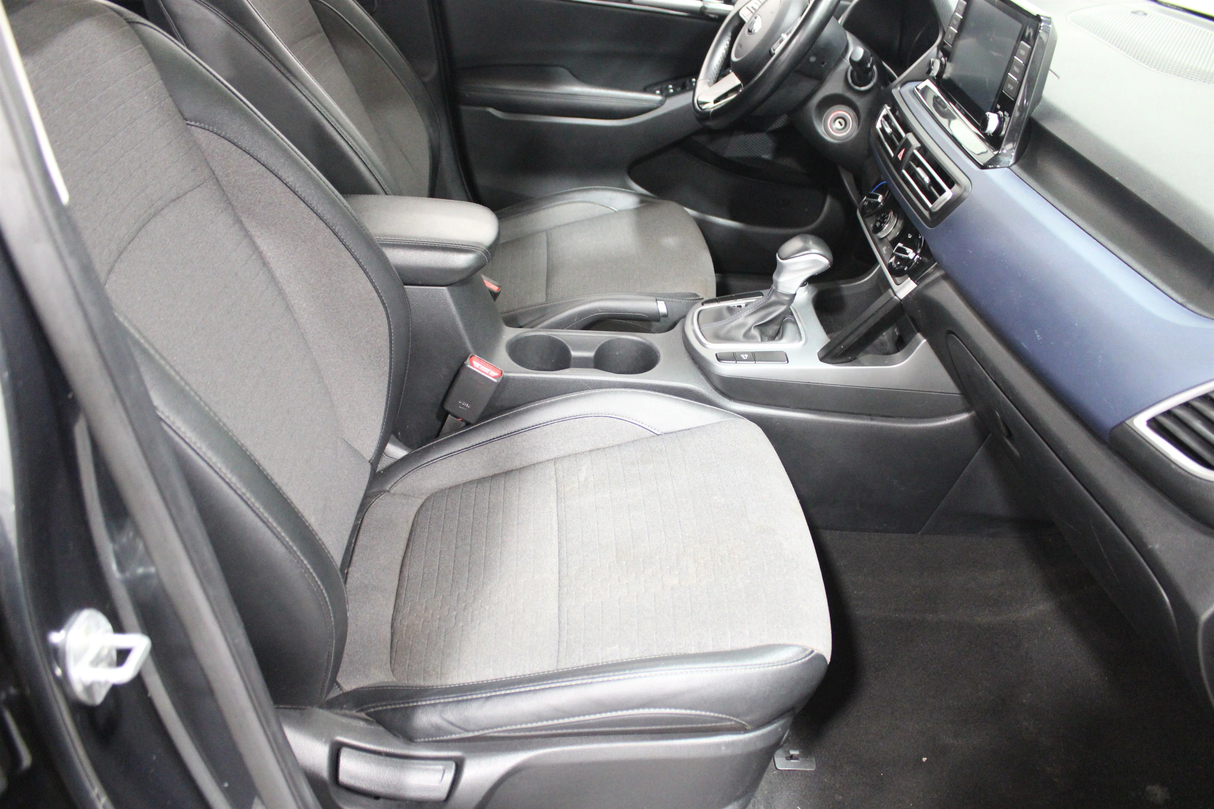 Used 2021 Gravity Gray Kia S image 22