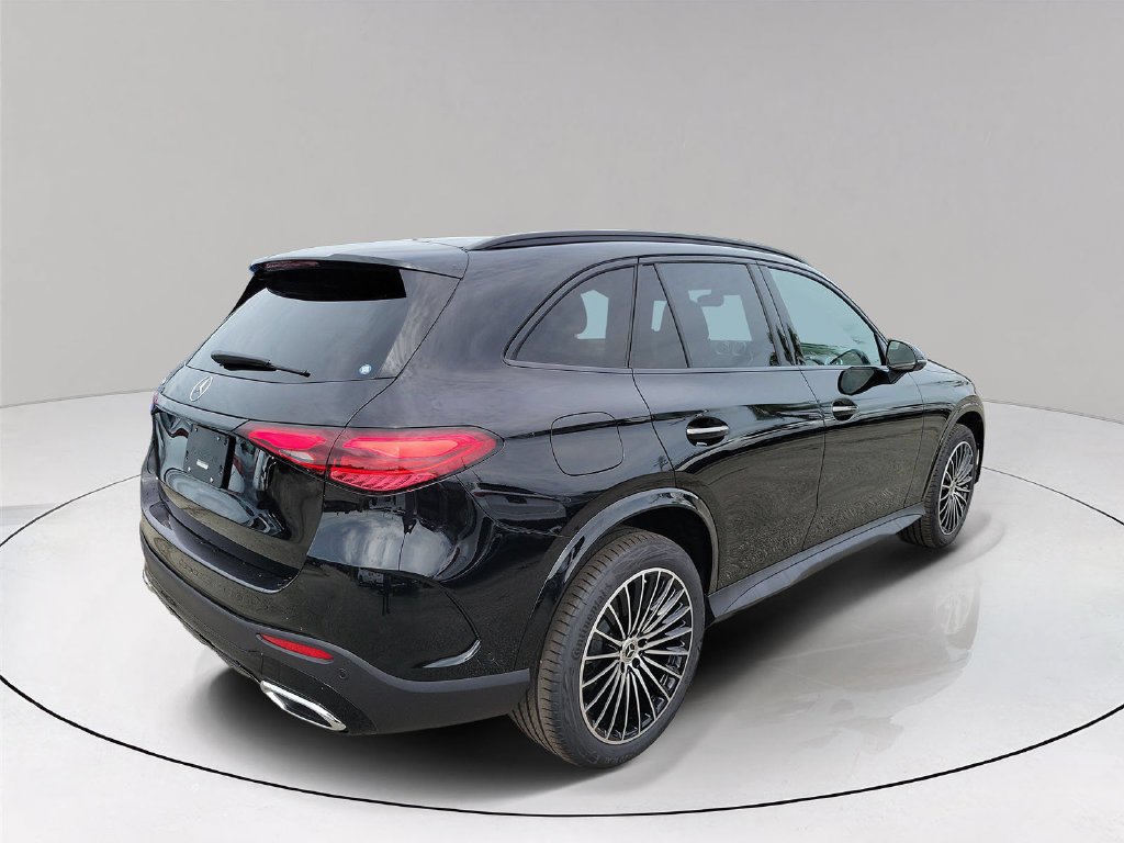 New 2027 Black Mercedes-Benz GLC 300 image 6