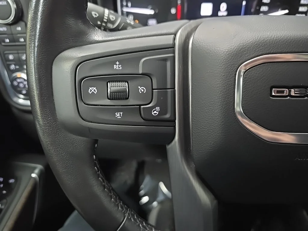 Used 2021 Gray GMC Denali image 19
