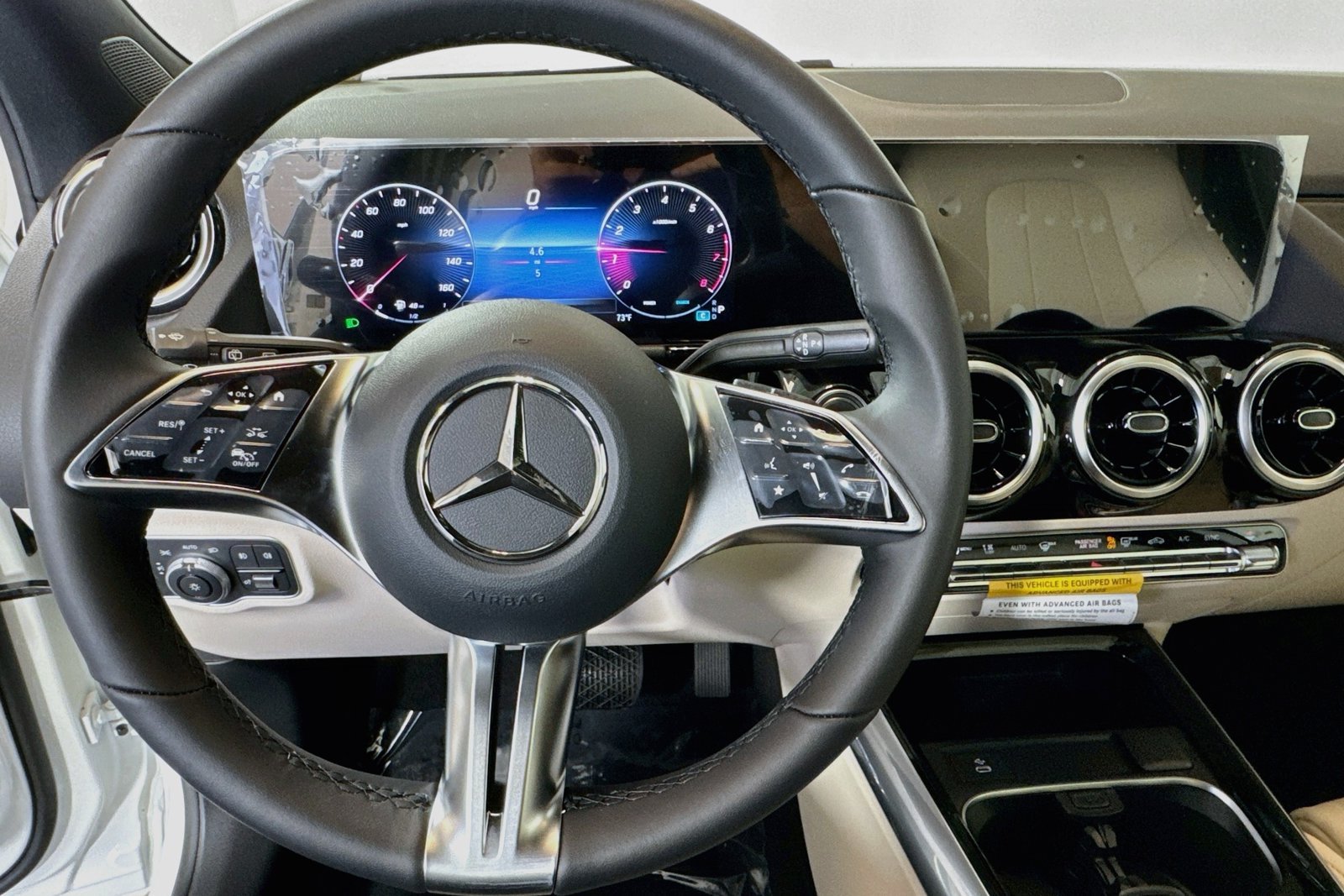 New 2026 Polar White Mercedes-Benz GLA 250 image 11