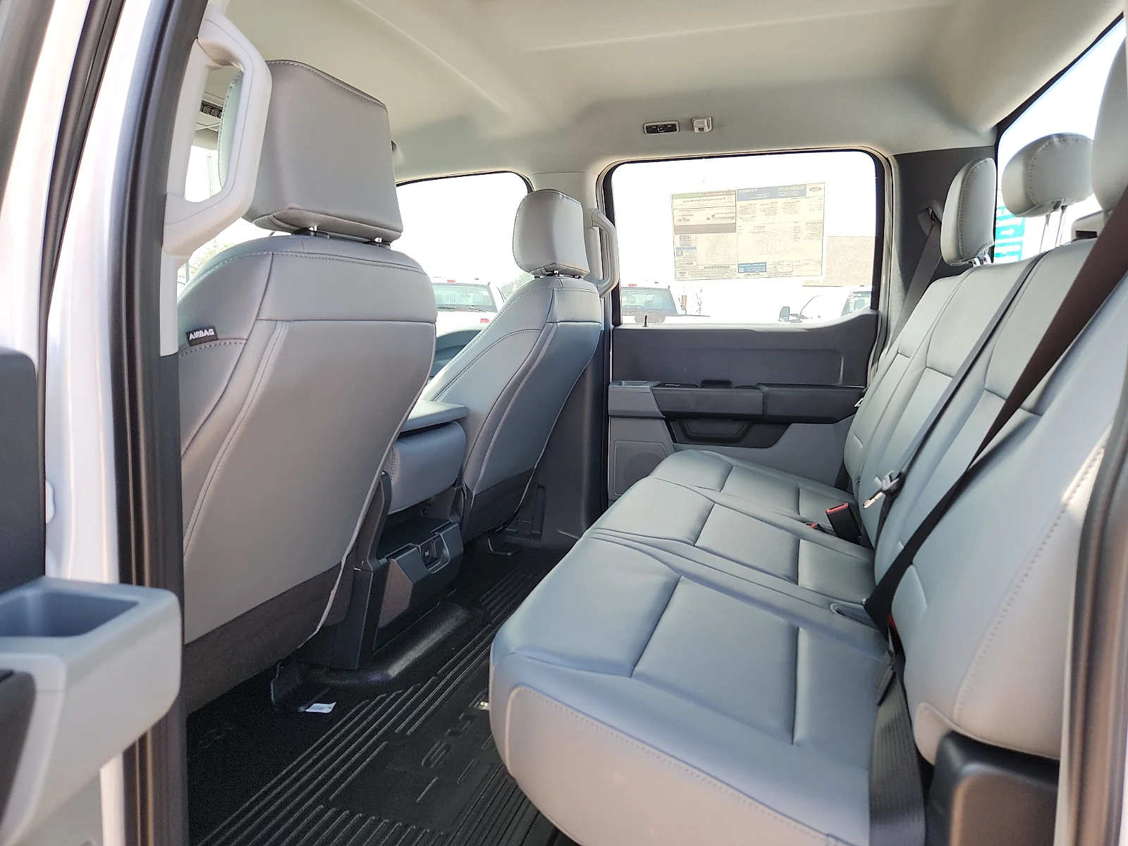 New 2026 Oxford White Ford XL image 18