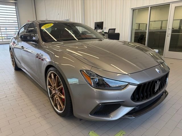 2022 Maserati Ghibli Trofeo's photo