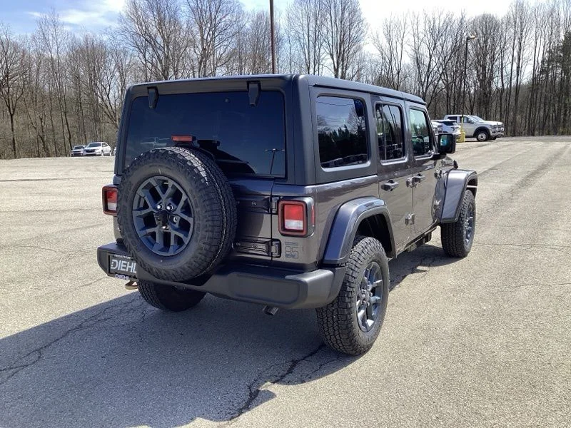 New 2026 Granite Crystal Metallic Clear-Coat Exterior Paint Jeep 85th Anniversary Edition image 7