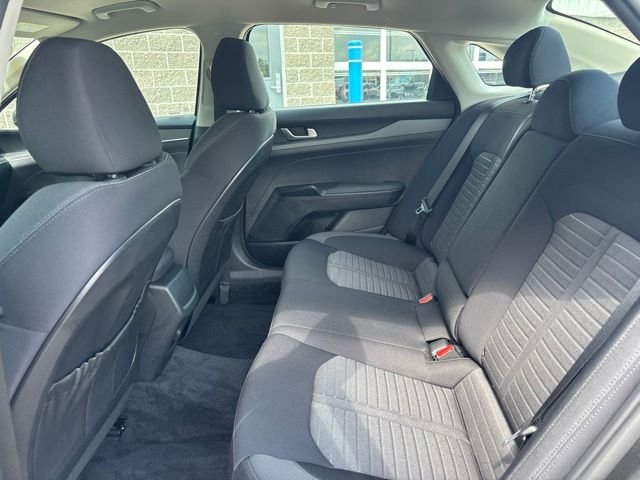 Used 2025 Gray Kia LXS image 31