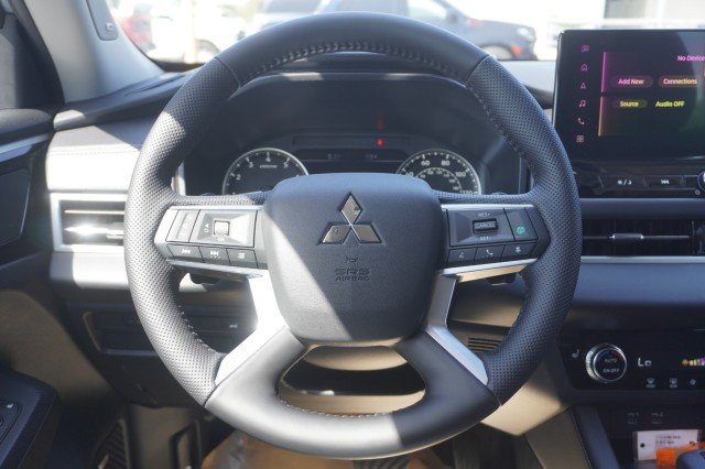 New 2026 Moonstone Gray Metallic Mitsubishi SE 1.5T 2WD image 22