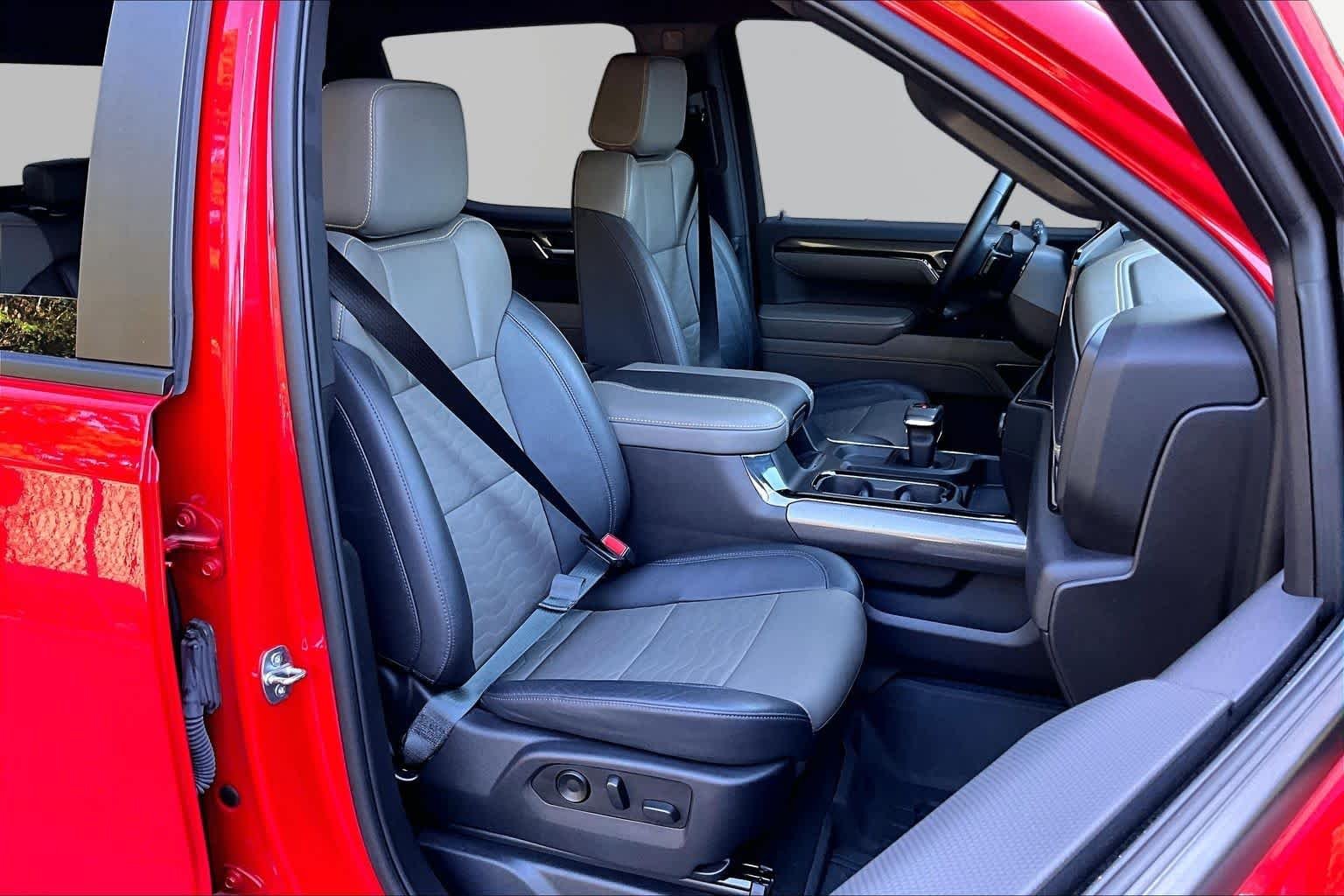 Used 2023 Red Hot Chevrolet ZR2 image 17