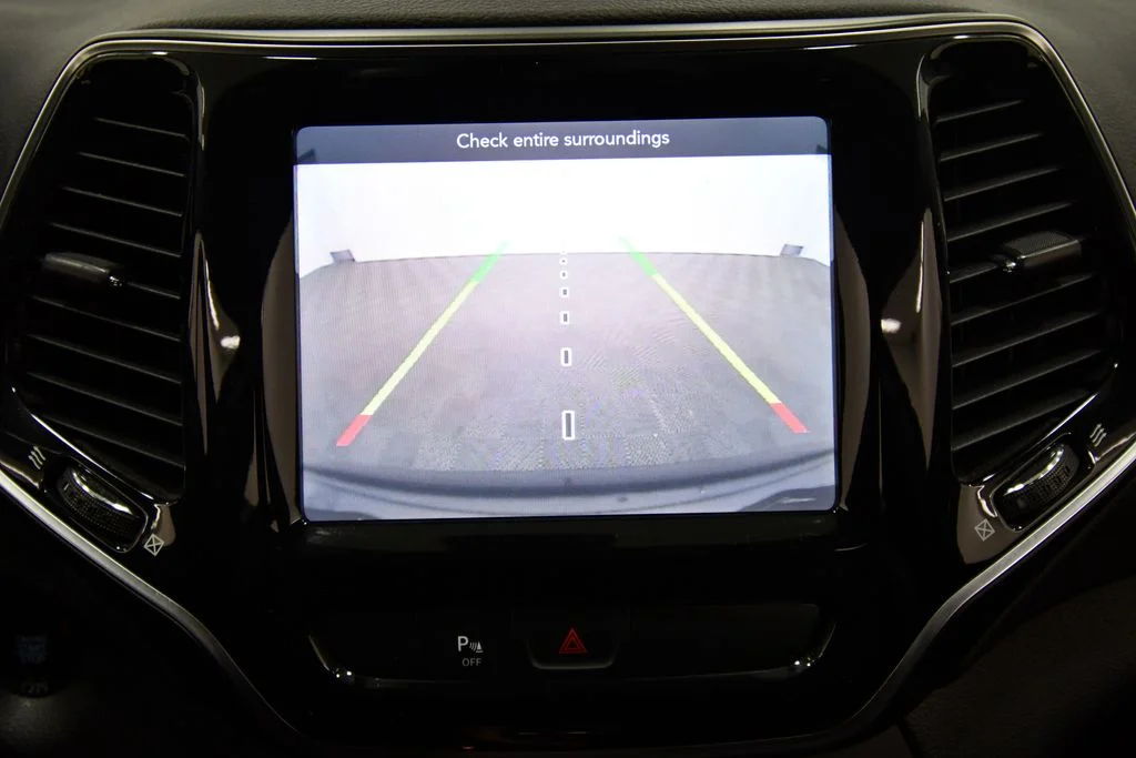 Used 2019 Gray Jeep Limited image 23