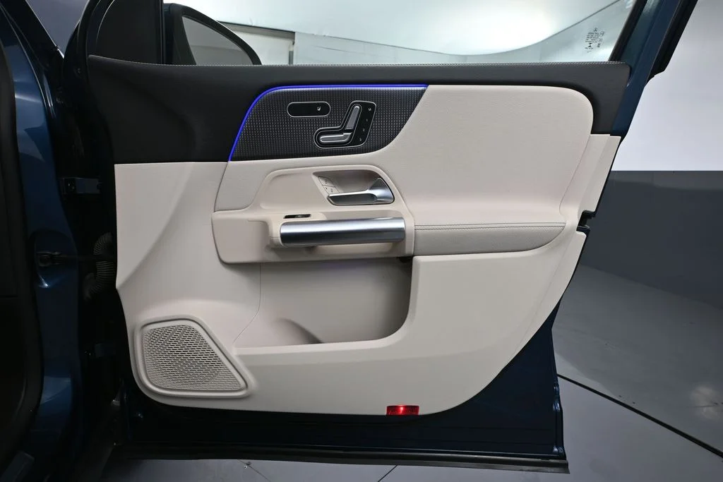 Used 2022 Blue Mercedes-Benz GLA 250 image 35