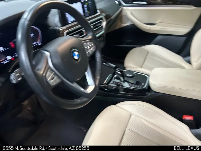 Used 2023 Black BMW xDrive30i image 17