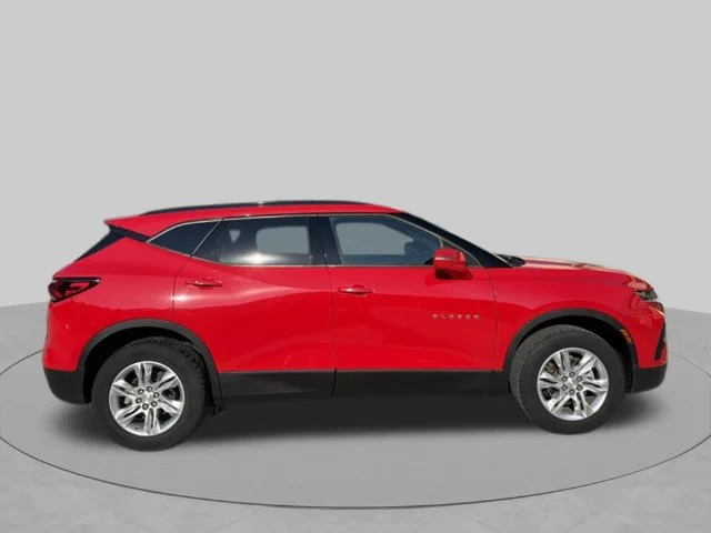 Used 2019 Red Chevrolet Base image 2