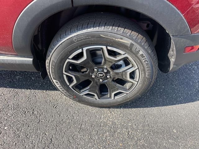 New 2026 Ruby Red Metallic Tinted Clearcoat Ford Outer Banks® image 5