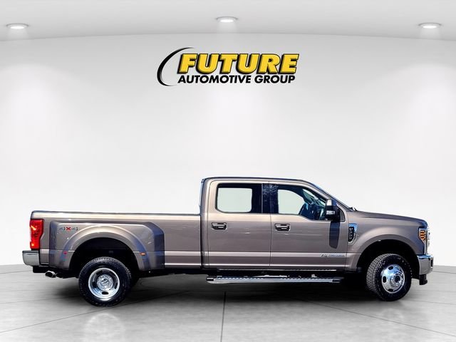 Used 2018 Gray Ford Lariat image 3