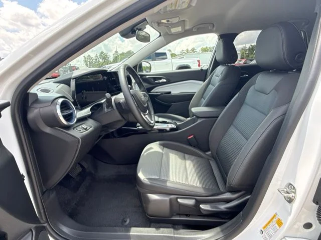 Used 2026 White Chevrolet LT image 21