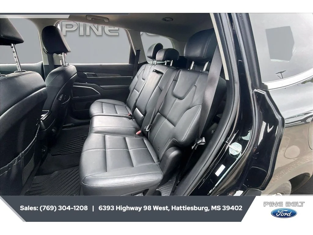 Used 2024 Ebony Black Kia EX image 19