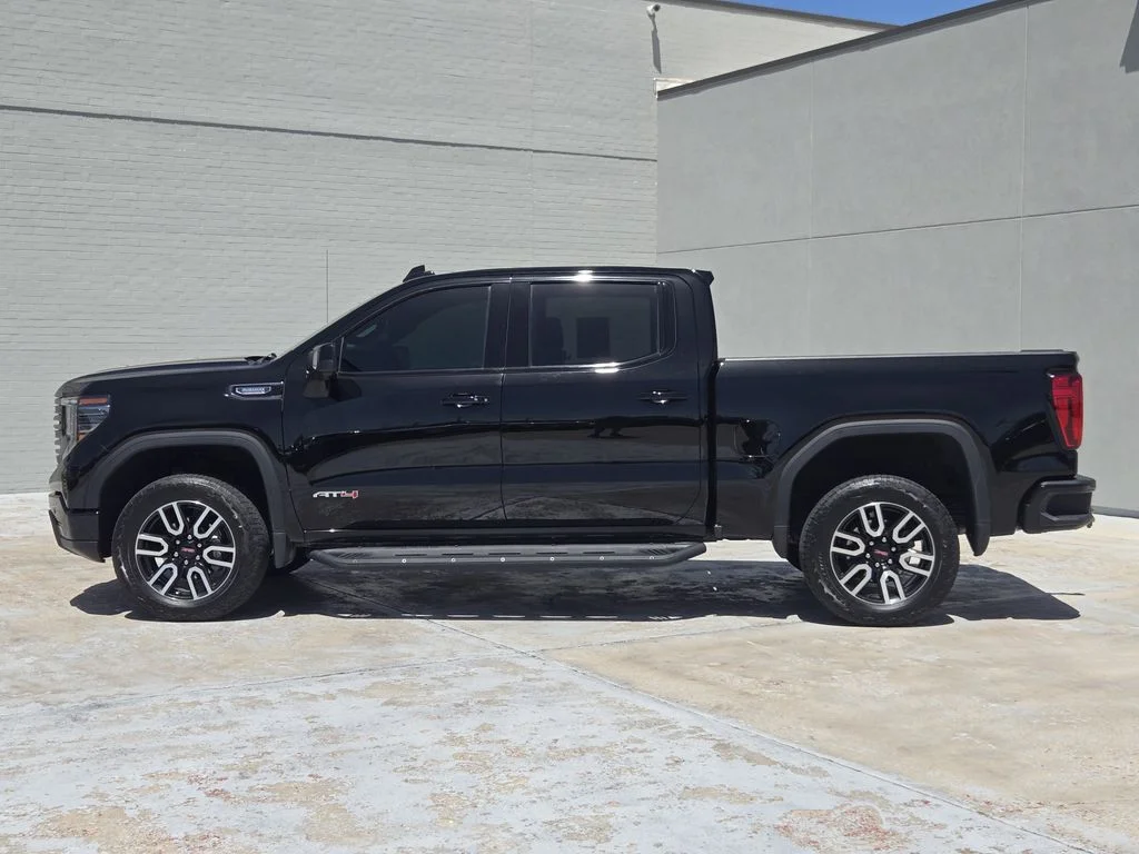 Used 2024 Onyx Black GMC AT4 image 5