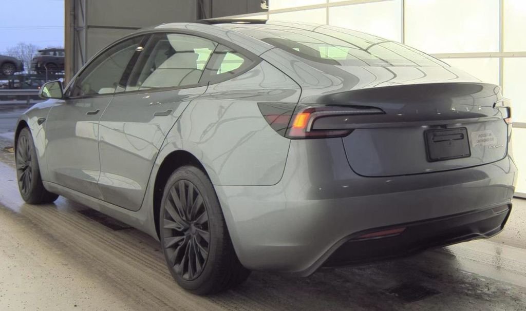Used 2021 Tesla Model Y Long Range with VIN 5YJYGDEE0MF072947 for sale in Ottawa, KS