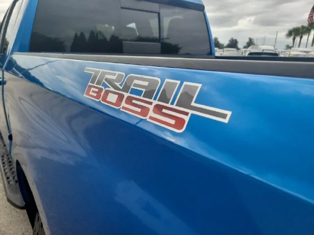 Used 2022 Blue Chevrolet LT Trail Boss image 10