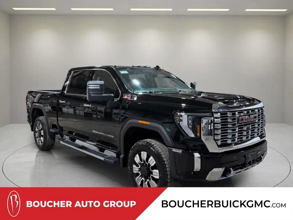 2024 GMC Sierra Denali 4WD Crew Cab Standard Box's photo