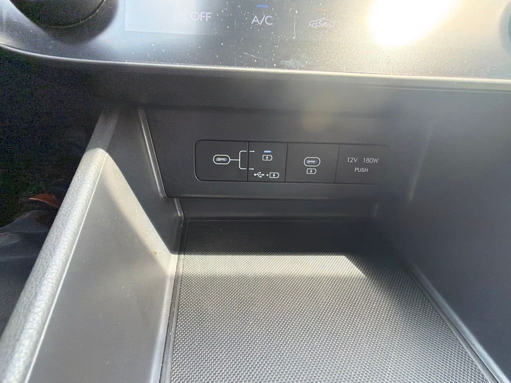 Used 2025 Silver Hyundai SEL image 20