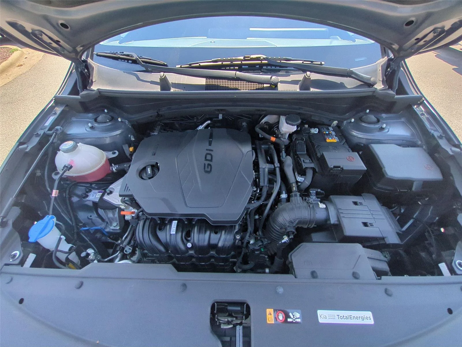 Used 2023 Gravity Gray Kia LX image 37