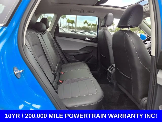 Used 2023 Cornflower Blue Volkswagen 1.5T SE image 16