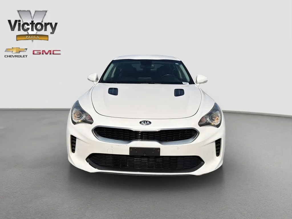 Used 2019 Kia Stinger Stinger with VIN KNAE15LA6K6064223 for sale in Kansas City
