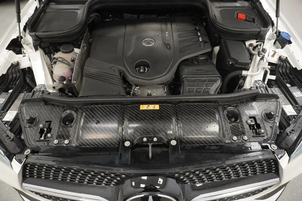 Used 2022 White Mercedes-Benz GLE 450 4MATIC® image 52