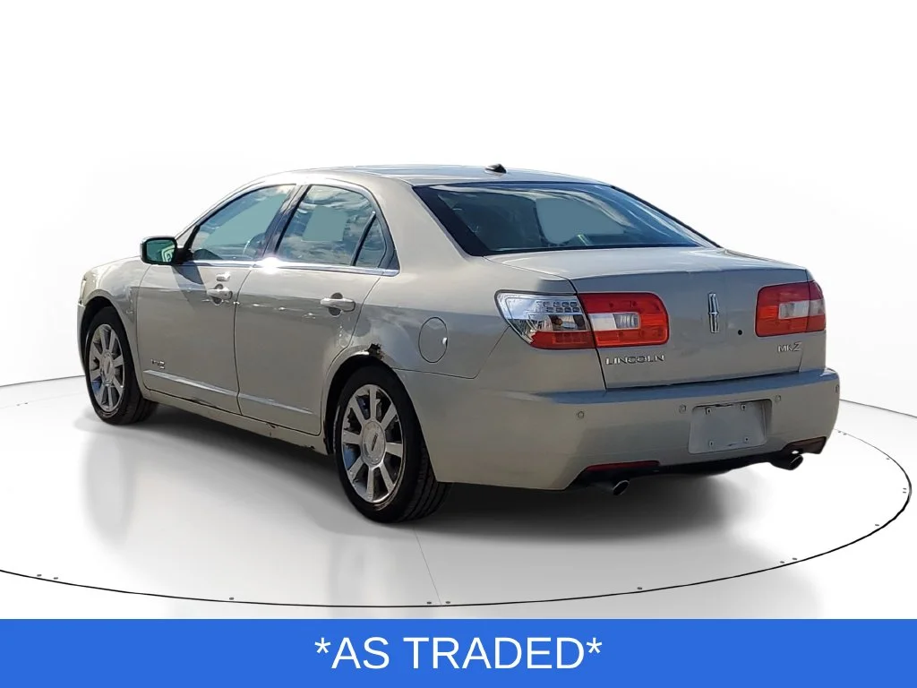 Used 2008 Beige Lincoln Base image 4